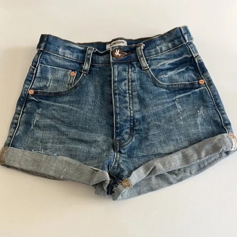 One x Oneteaspoon Harlets High Rise Denim cuffed cutoffs, button fly, Sz25